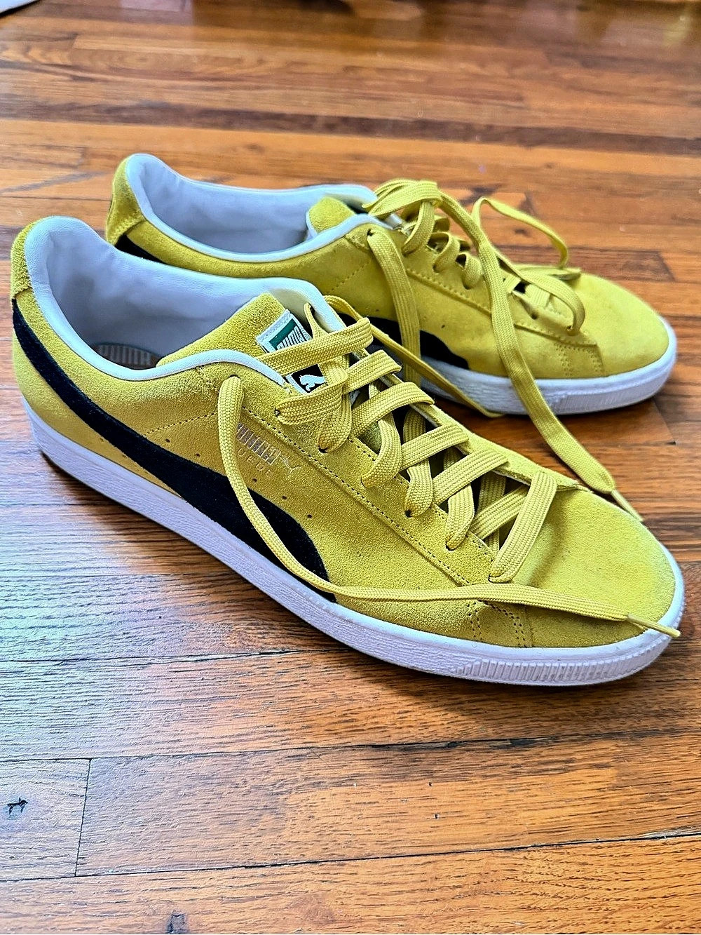 Puma Suede Classic Sneakers Yellow & Black US 10.5